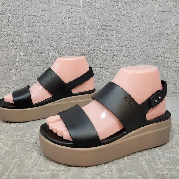 Crocs Brooklyn Womens Size US 7 Black Low Wedge Open Toe Strappy Sandal - Picture 2 of 11